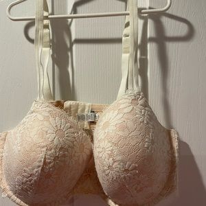 Barely used Aerie Bra Demi size 38DD cream color